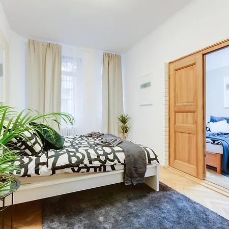 Appartement 2 Bedrooms In Historical Center - Jungmannova *